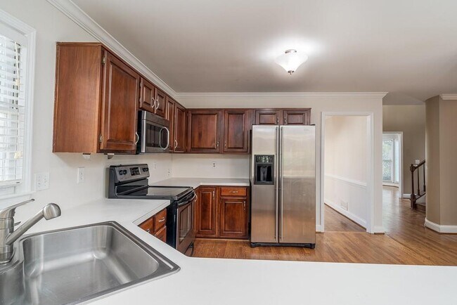 Building Photo - 1158 Alexandria Ct NE