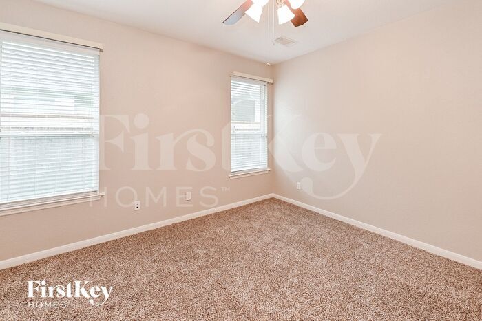 Building Photo - 17246 Mitchell Pass Ln
