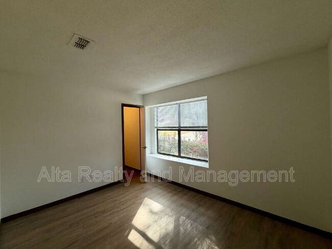 Building Photo - 4655 Trevi Dr