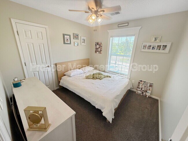 Building Photo - 578 Carters Grove Rd