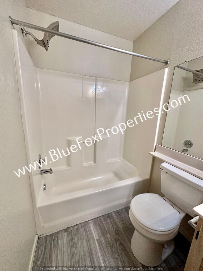 Building Photo - 3062 W Country Fair Dr