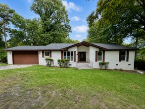 Building Photo - 7905 Castleton Ln