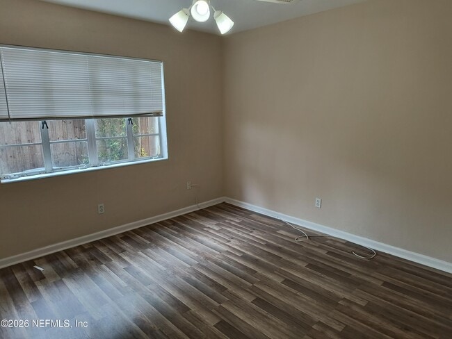 Building Photo - 3018 Oak St