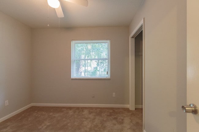 Building Photo - 1837 Devra Dr