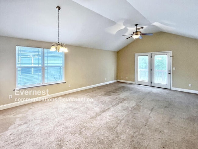 Building Photo - 1521 Southernwood Dr
