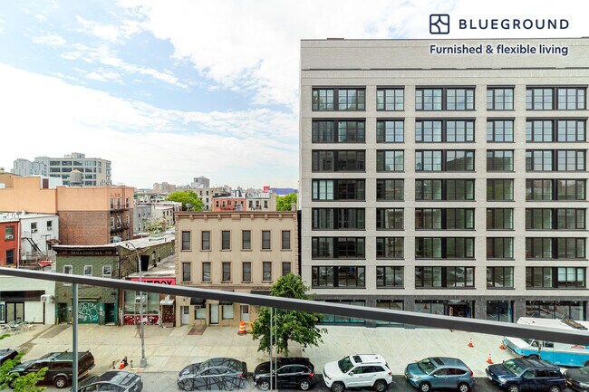 Building Photo - 240 3rd Ave