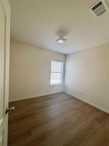 Building Photo - 324 Lavaca Dr