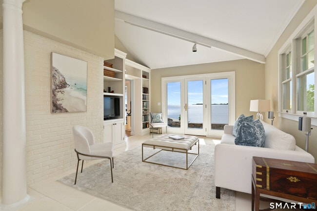 Building Photo - 34 Shorehaven Rd