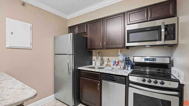 Building Photo - 769 Sundial Ct