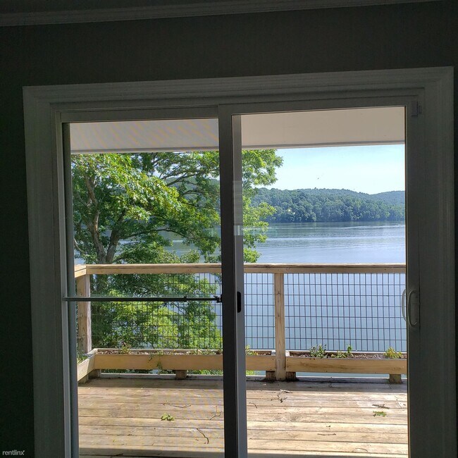 Building Photo - 3 br, 3.5 bath House - 416 De Armond Rd