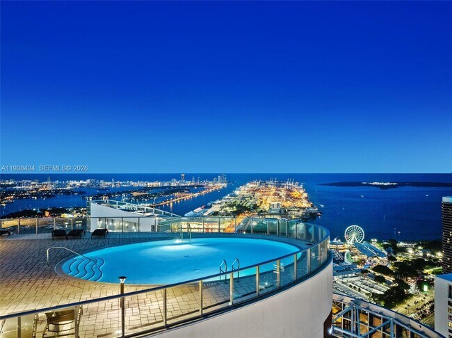 Building Photo - 851 NE 1st Ave