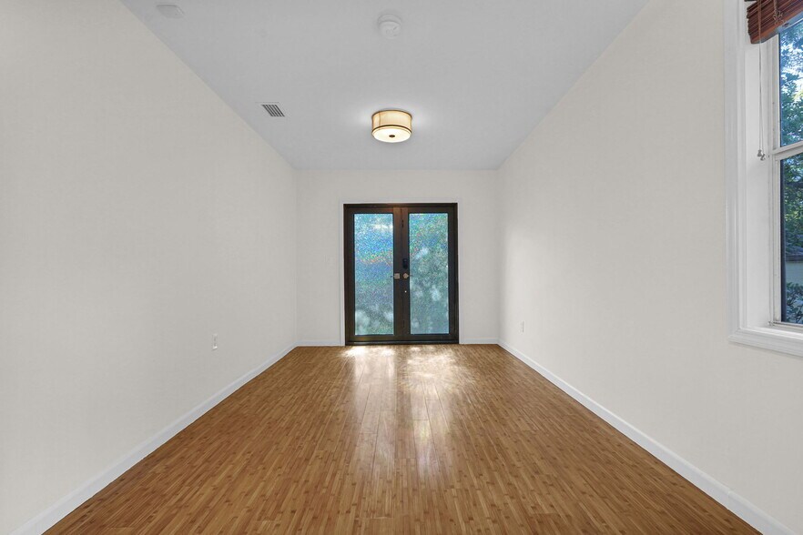 Building Photo - 126 NW 48th St