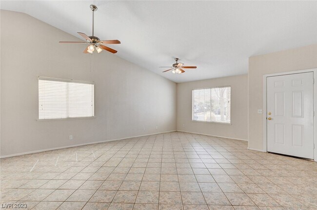 Building Photo - 5032 Drummond Rd
