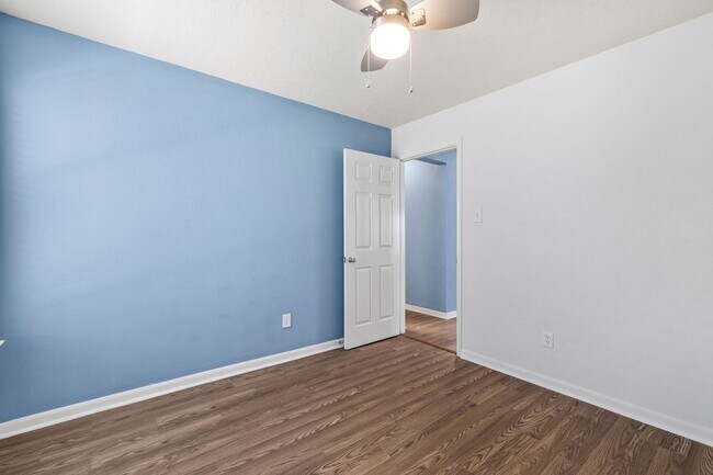 Building Photo - 2715 Skyview Knoll Ct