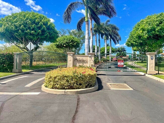 Building Photo - Luxury Island Living in Hokulani Golf Vill...