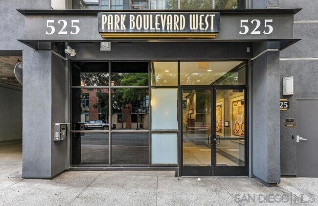 Building Photo - 525 Eleventh Ave