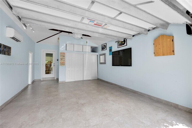 Building Photo - 4504 Alhambra Cir
