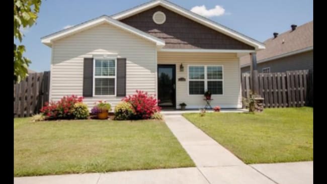 Primary Photo - 4500 W Sweetgum Ln