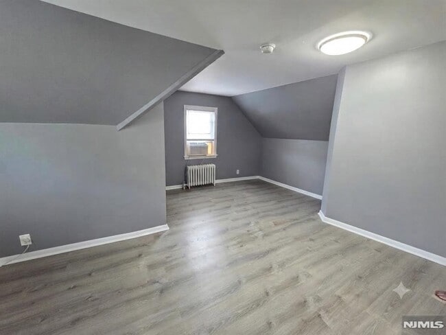 Building Photo - 166 Carmita Ave