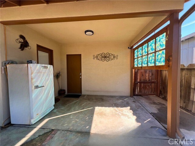 Building Photo - 174 S Grand Army Ave