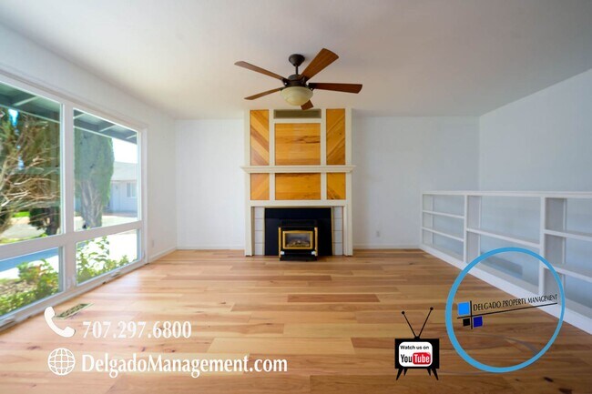 Building Photo - Benicia - Panoramic view home!