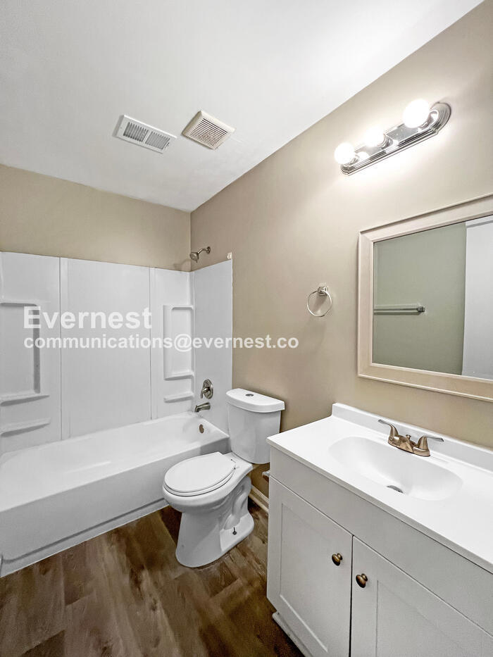 Building Photo - 5318 Haynes Dr