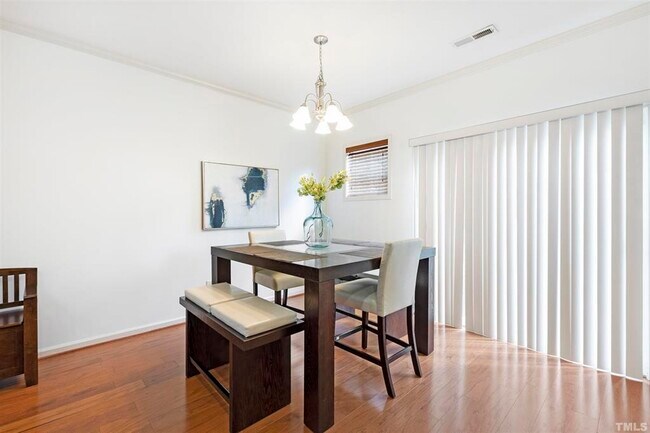 Building Photo - 7921 Dukes Dynasty Dr