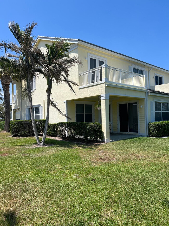 Building Photo - 2100 Mariner Bay Blvd