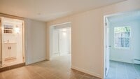 Building Photo - 600 Wateree St