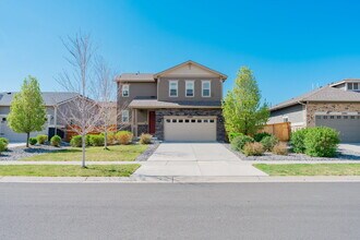 Building Photo - Newer Build 3 Bedroom Home In a Beautiful Neighborhood!