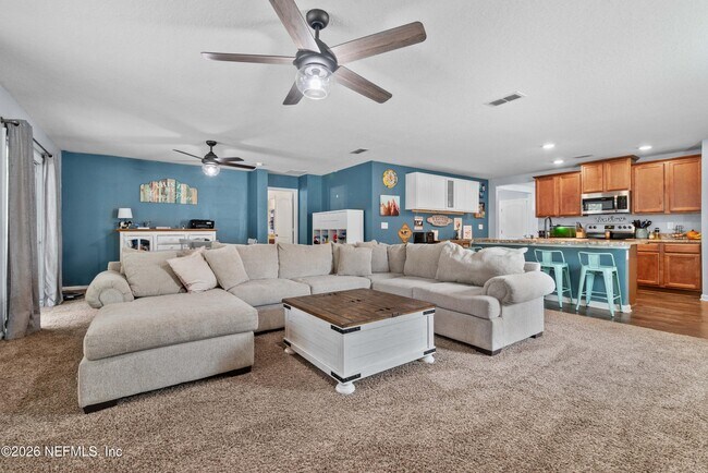 Building Photo - 71 Cody St