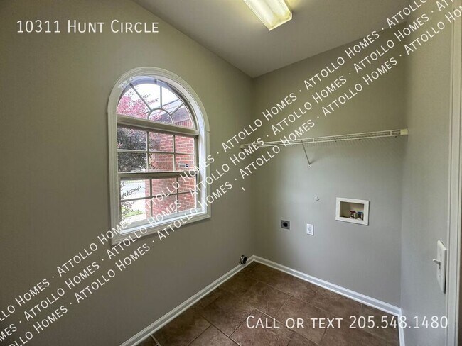 Building Photo - 10311 Hunt Cir