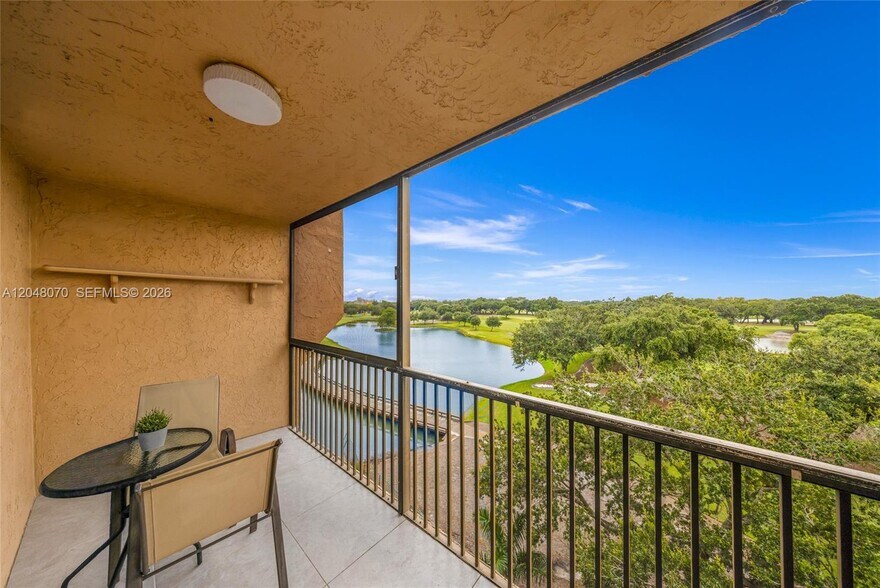 Building Photo - 3001 W Rolling Hills Cir