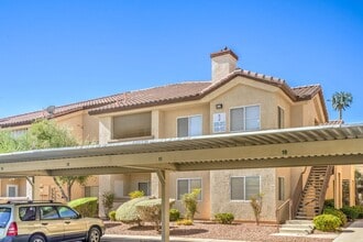 Building Photo - Condo on 2nd floor - Move-in Ready - 3 bed...