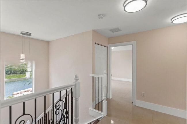 Building Photo - 4116 SW 179th Way