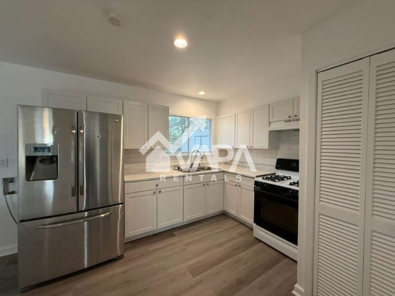 Building Photo - 6514 Mossledge Dr