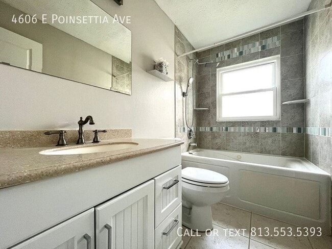 Building Photo - 4606 E Poinsettia Ave