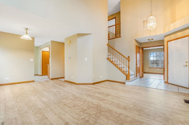 Building Photo - 2760 Packford Ln