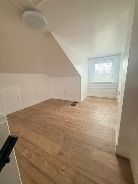 Building Photo - 908 Mount Rose Ave