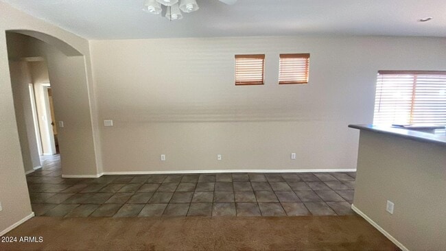 Building Photo - 5158 W Poinsettia Dr
