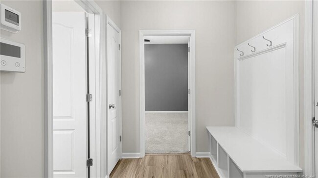 Building Photo - 160 Chatfield Dr.