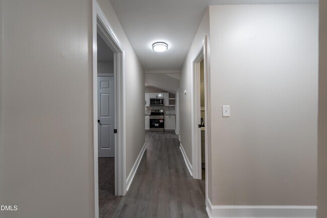 Building Photo - 1001 S Layton Ave