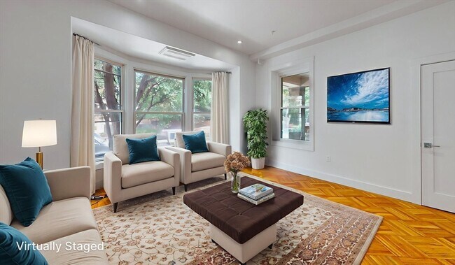 Building Photo - 21 Regent Cir