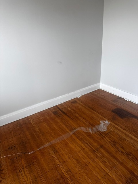 Building Photo - 552 3rd St