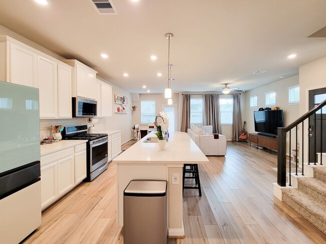 Building Photo - A true gem on a quiet corner lot, this spa...