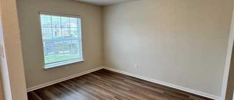 Building Photo - 221 Koontz Lp