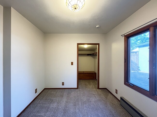 Building Photo - 2393 Emerald St