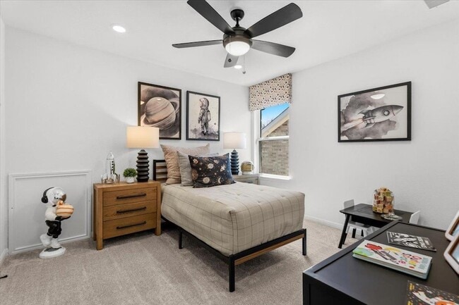 Building Photo - 212 Barton Oak Trl