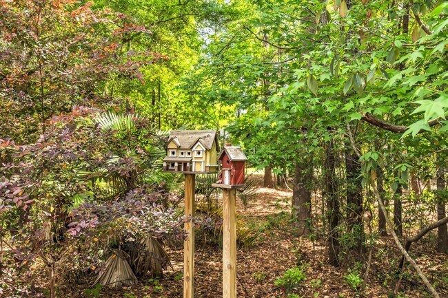 Building Photo - Gorgeous 4 Bed/2.5 Bath in Waterways Township!