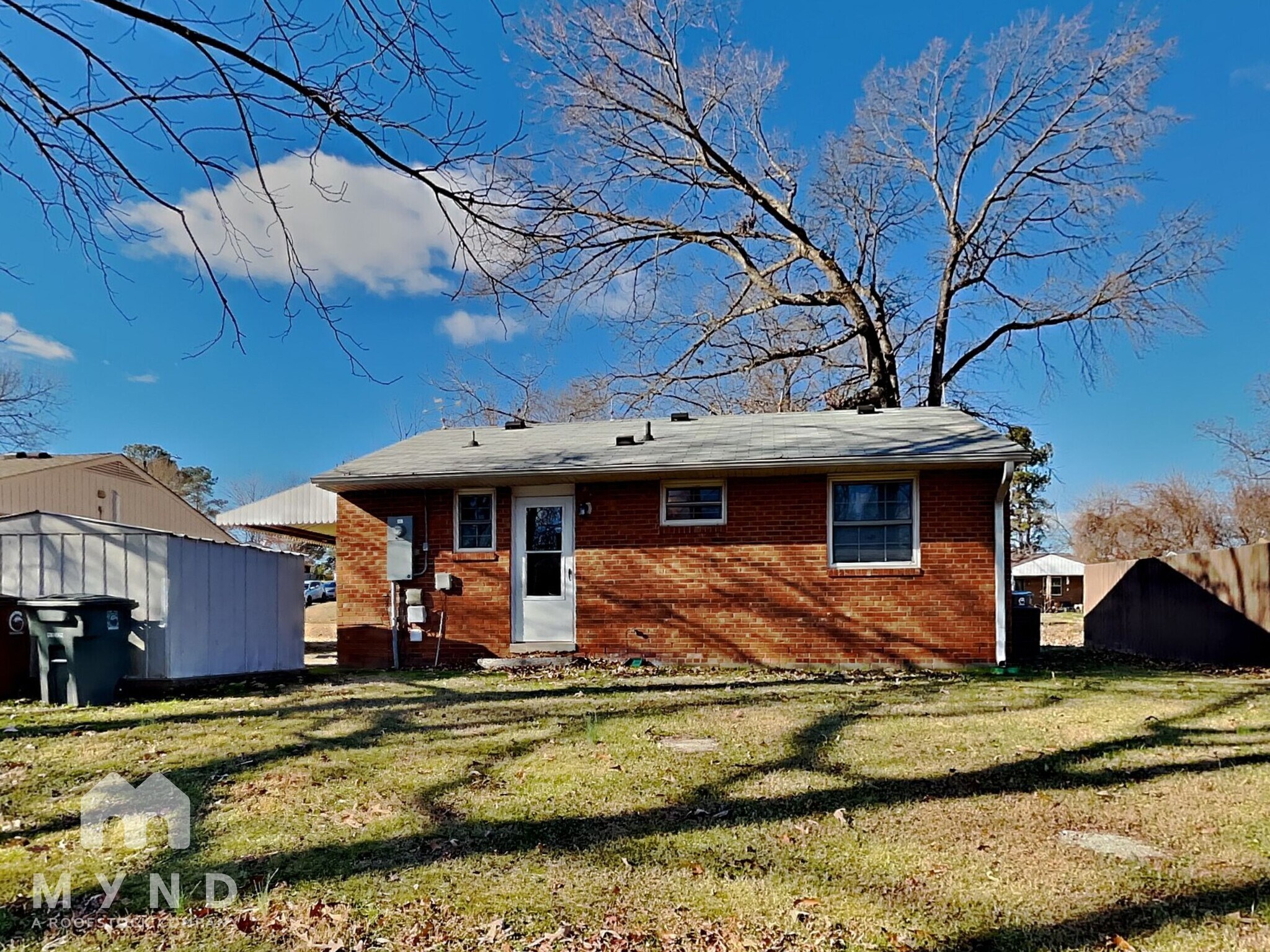 Building Photo - 2519 Ponderosa Dr